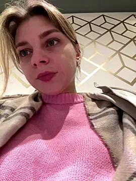 Entertain your itch for girls livestreamers with our collection of stunning models, skilled in the art of temptation and delight.