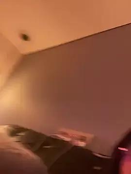 VALENORTIZ7 from StripChat is Freechat