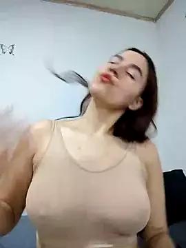 Valentina-Sexyy from StripChat is Freechat