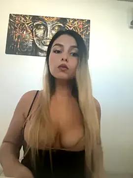 valentinaa99 from StripChat is Freechat