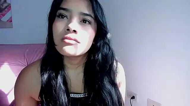 valeria_millers from StripChat is Freechat