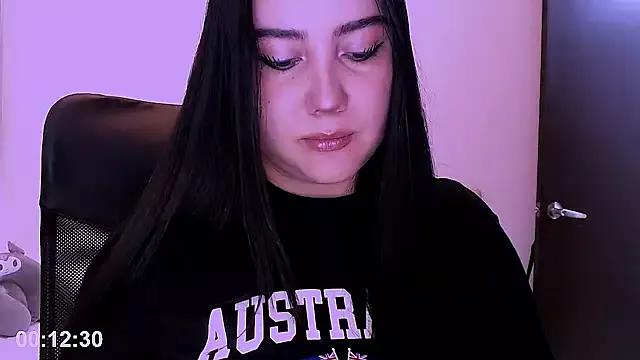 valeria_tamayo from StripChat is Freechat