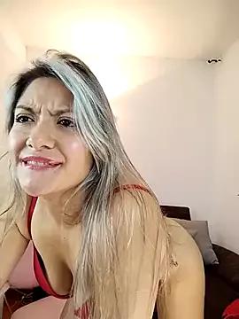 valeriahunter1 from StripChat is Freechat