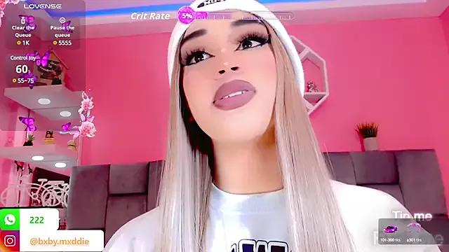 Valeriasmiithh from StripChat is Freechat