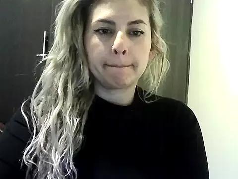 Entertain your itch for girls livestreamers with our collection of stunning models, skilled in the art of temptation and delight.