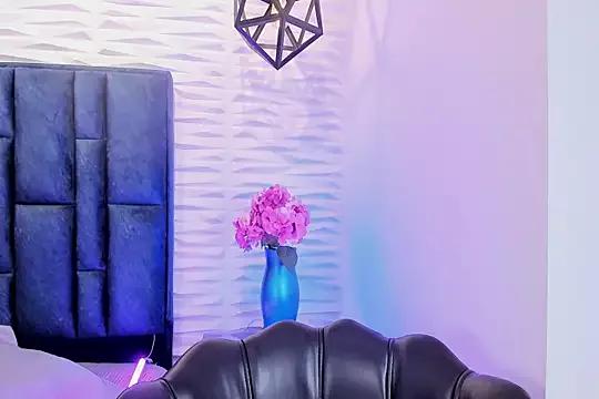 Entertain your itch for girls livestreamers with our collection of stunning models, skilled in the art of temptation and delight.