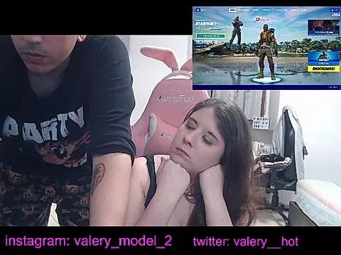Entertain your itch for girls livestreamers with our collection of stunning models, skilled in the art of temptation and delight.