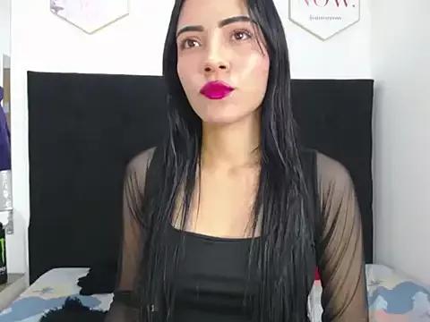 valerythompsonper from StripChat is Freechat