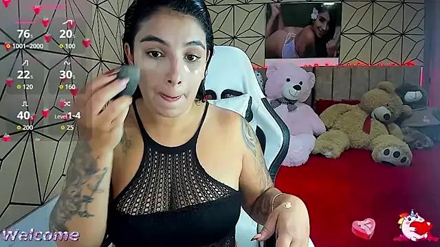 Entertain your itch for girls livestreamers with our collection of stunning models, skilled in the art of temptation and delight.