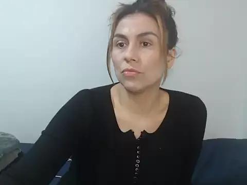 Vanessa-Titis from StripChat is Freechat