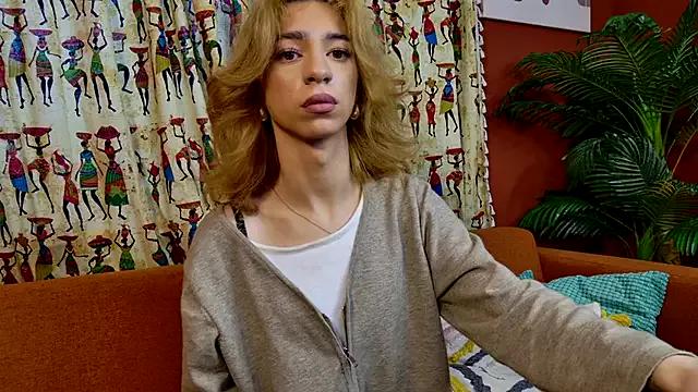 Vanessa__Ray from StripChat is Freechat