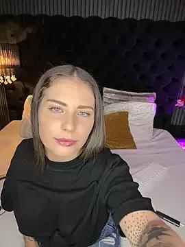 Photos of VanessaHart from StripChat is Private
