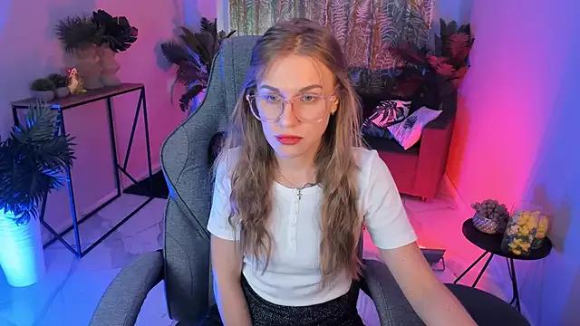 VanessaMates from StripChat is Freechat