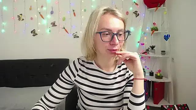 Entertain your itch for girls livestreamers with our collection of stunning models, skilled in the art of temptation and delight.
