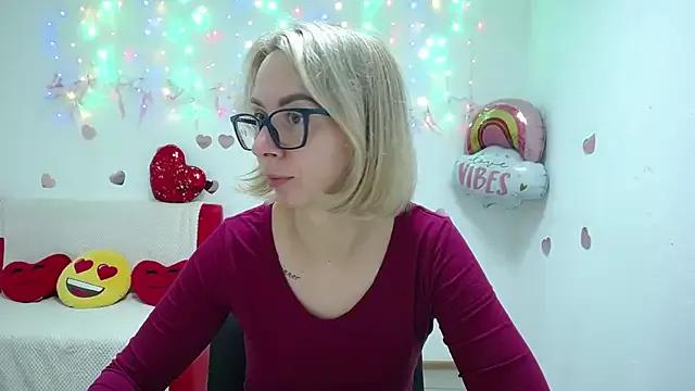 Entertain your itch for girls livestreamers with our collection of stunning models, skilled in the art of temptation and delight.