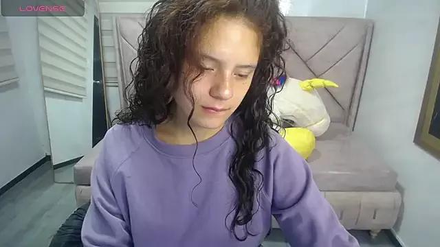 Velvet_Moon_V from StripChat is Freechat