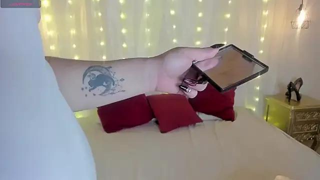 VENUSMUSA_ from StripChat is Freechat
