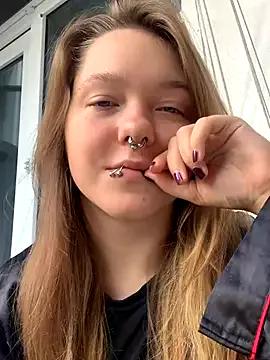 VesnaCrystal from StripChat is Freechat
