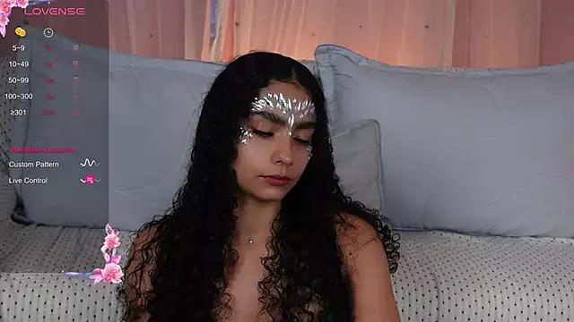 Victoria_Curly from StripChat is Freechat