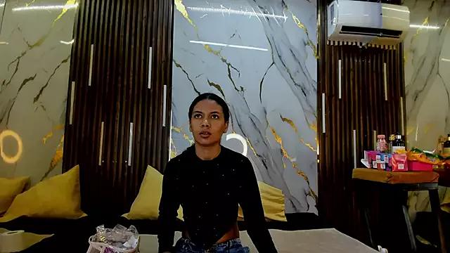 VictoriaDuart from StripChat is Freechat