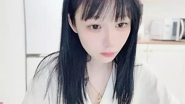 Entertain your itch for girls livestreamers with our collection of stunning models, skilled in the art of temptation and delight.