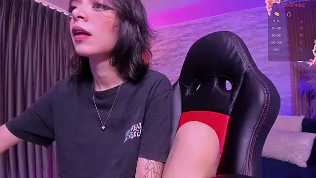 violet_lawrence from StripChat is Freechat