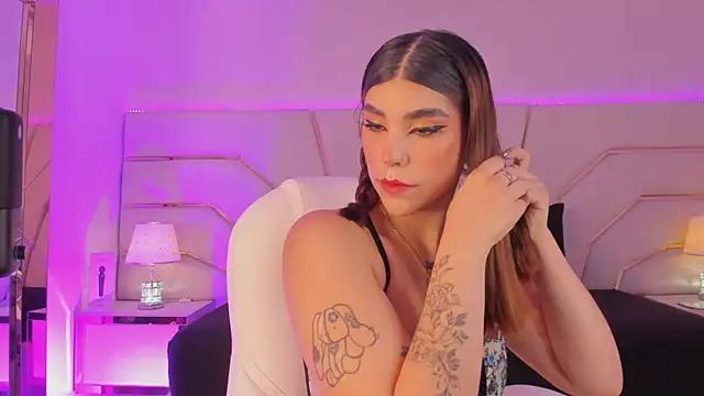 Entertain your itch for girls livestreamers with our collection of stunning models, skilled in the art of temptation and delight.