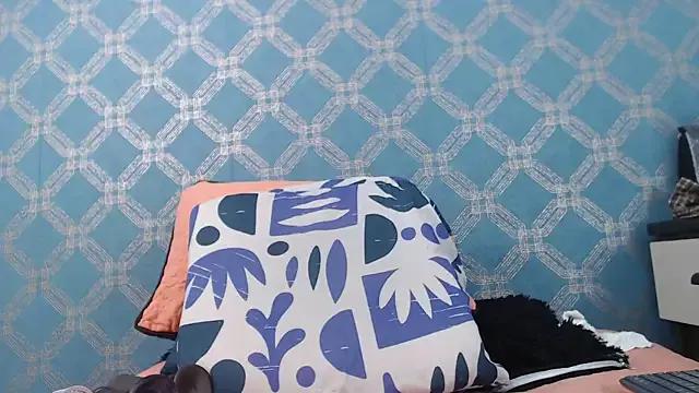 violeta_cute18 from StripChat is Freechat