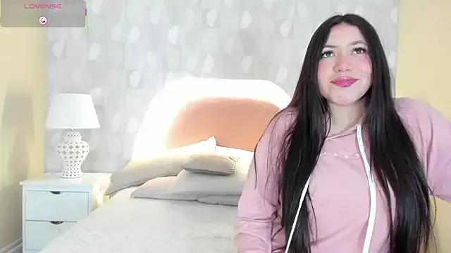 violeta_walton from StripChat is Freechat
