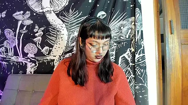 Violetaa_Leee from StripChat is Freechat