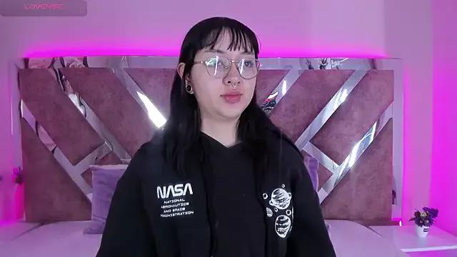 VioletaaLee_ from StripChat is Freechat