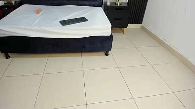 VioletRose_as from StripChat is Freechat