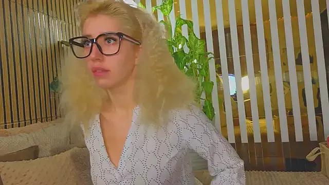 Entertain your itch for girls livestreamers with our collection of stunning models, skilled in the art of temptation and delight.