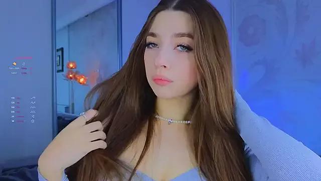 VirginiaHouston from StripChat is Freechat