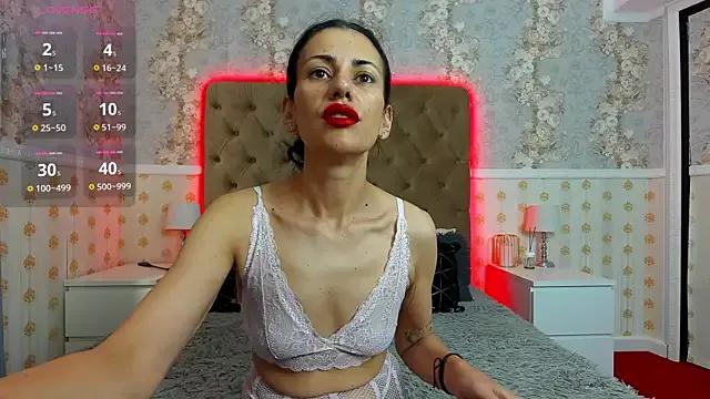 Vivian_Cross from StripChat is Freechat