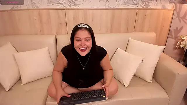 VivianSantana_ from StripChat is Freechat