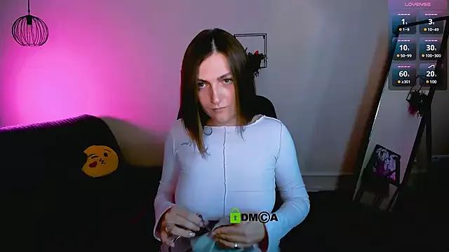 vivienne_dark from StripChat is Freechat