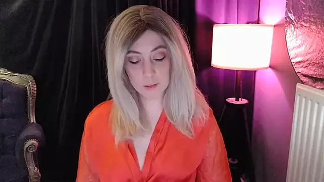VlinderJulia from StripChat is Freechat