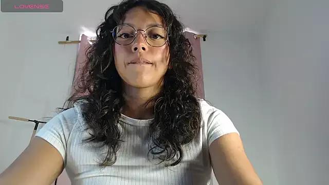 WendySuns_ from StripChat is Freechat