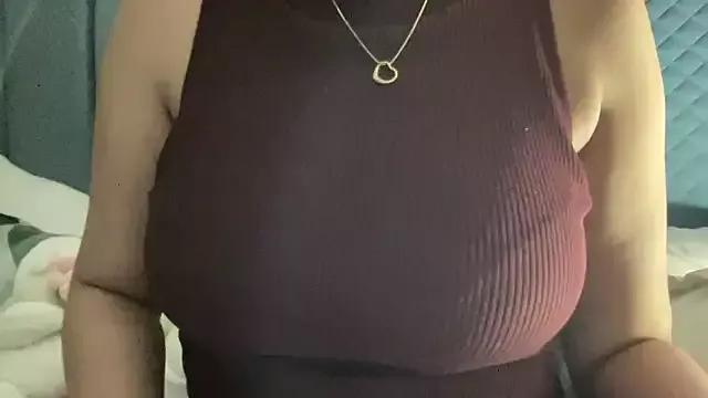 Wild_Fantasy_7 from StripChat is Freechat