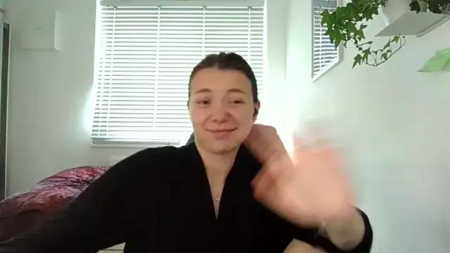 WonderAngela from StripChat is Freechat