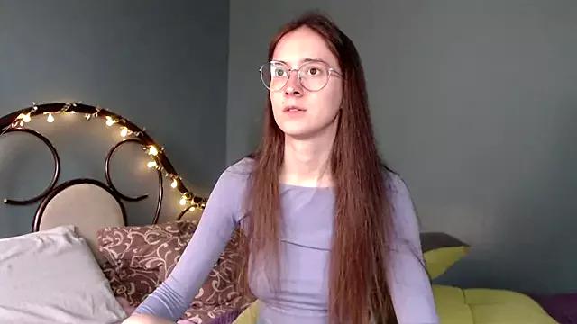 wow__kelly from StripChat is Freechat