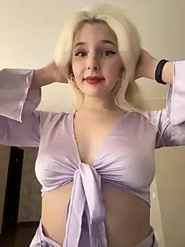 Entertain your itch for girls livestreamers with our collection of stunning models, skilled in the art of temptation and delight.