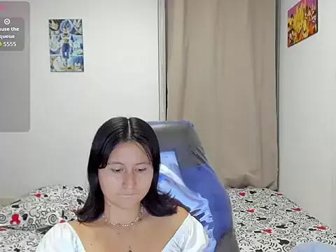 Photos of xoxo_kiitty from StripChat is Freechat