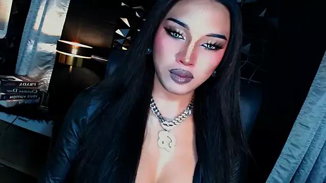 xUrGoddess_Bellax from StripChat is Freechat