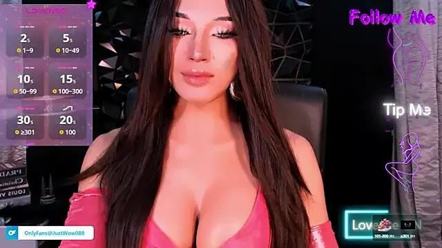 Entertain your itch for girls livestreamers with our collection of stunning models, skilled in the art of temptation and delight.