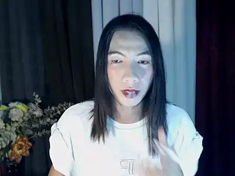 xyourdreamtrans from StripChat is Freechat