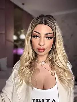 YaraMoon_ from StripChat is Freechat