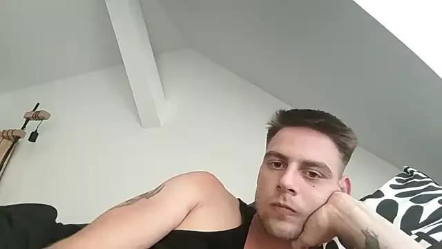 Youngtimer_1997 from StripChat is Freechat