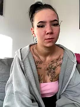 YoungZoexx from StripChat is Freechat